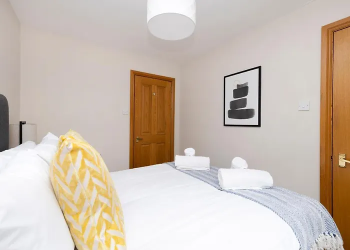 Appartement à 2 Chambres à Coucher
